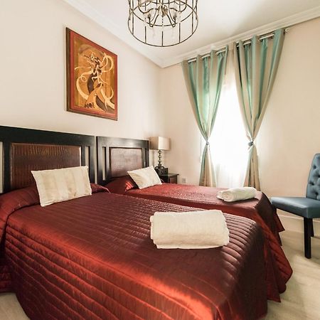 City Deluxe Apartment Madrid Bagian luar foto