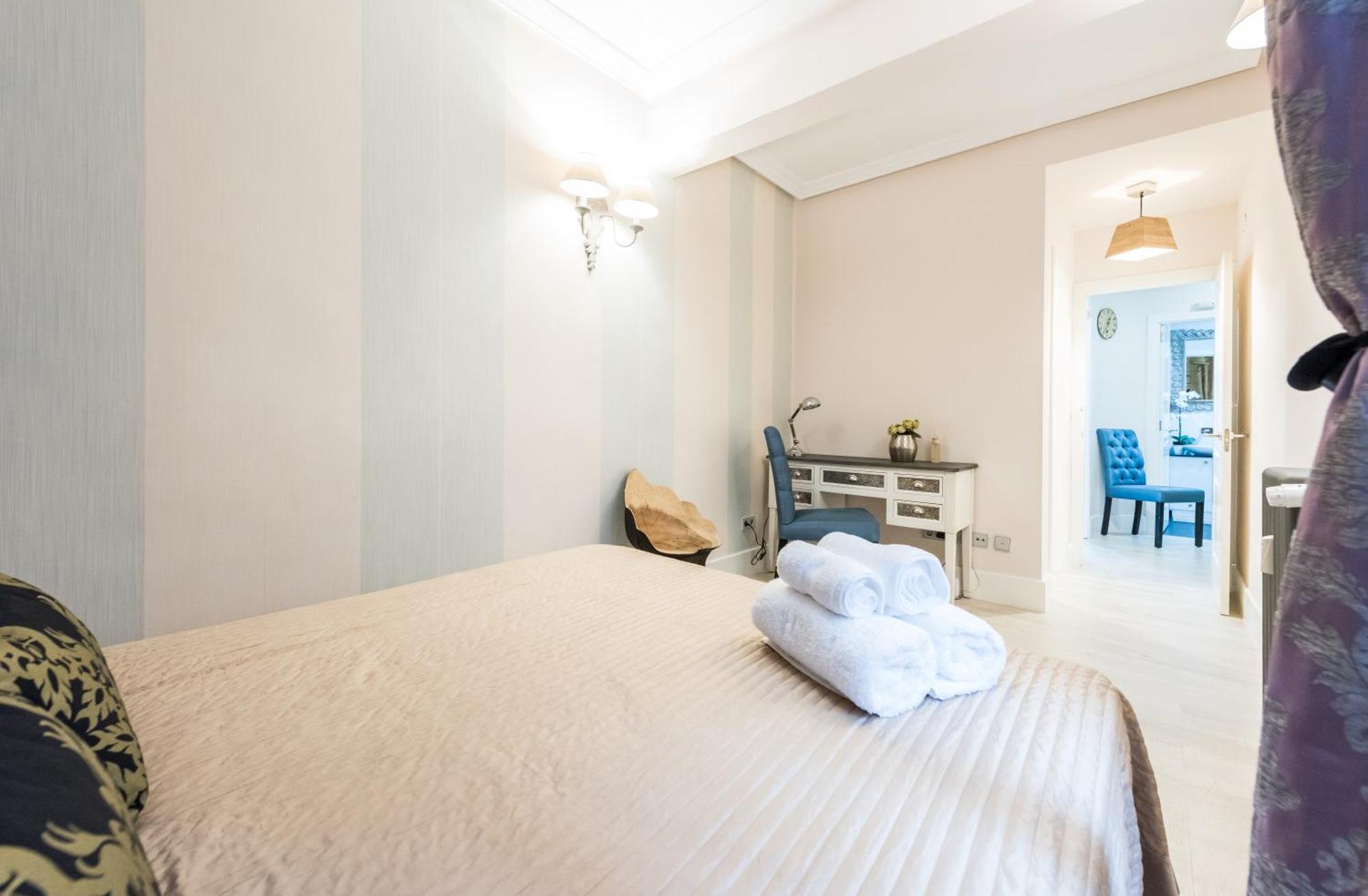 City Deluxe Apartment Madrid Bagian luar foto